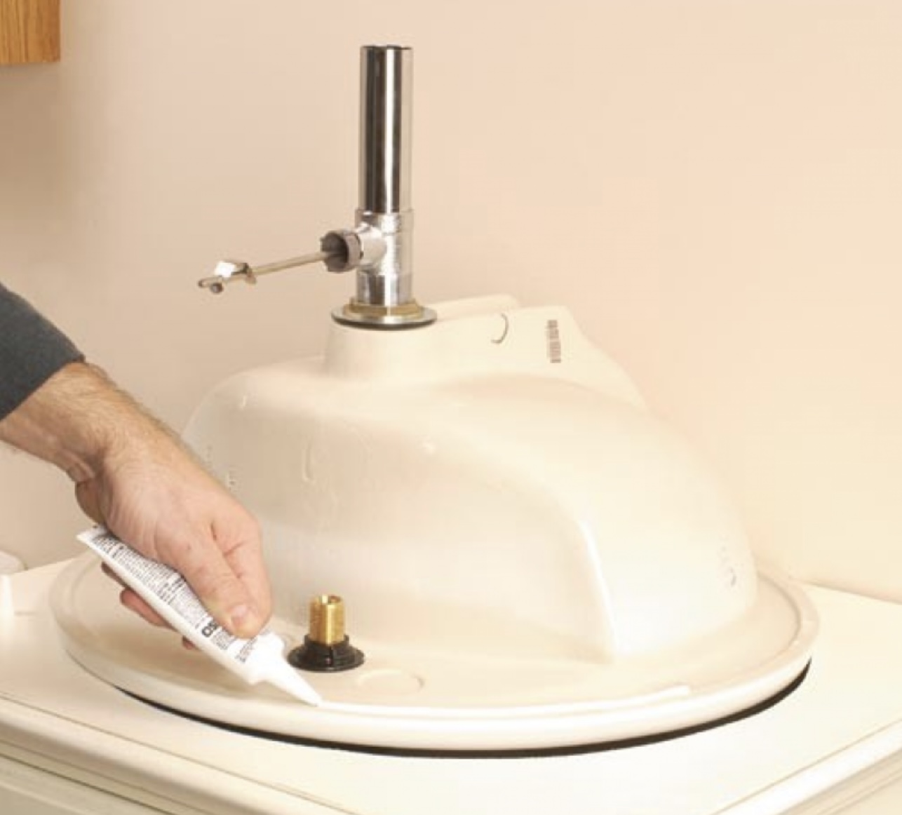 Монтаж накладной раковины на столешницу Установка накладной раковины на столешницу